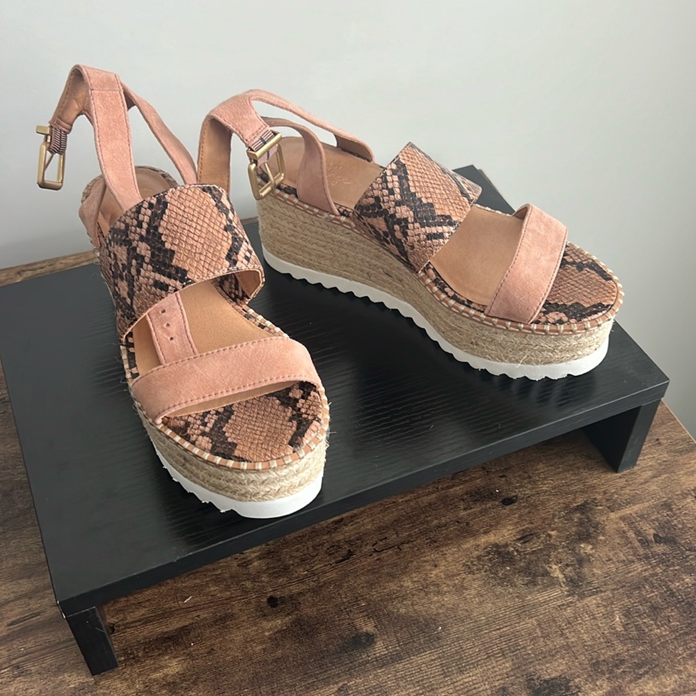 Cheetah print wedges